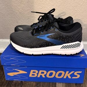 Brooks Addiction GTS 15 Size 7.5M/9W